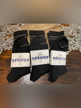 3 PAIR Bombas  Black Crew Socks - LARGE